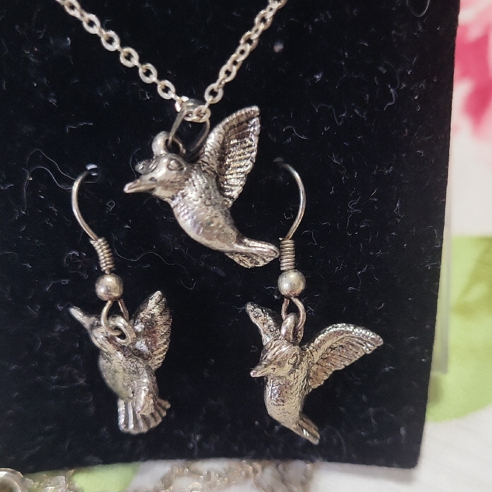 Silver Humming Bird Pendant and Earring Set